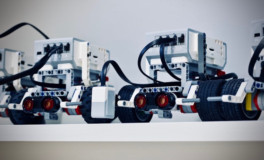 Unconventional Uses of Tech Gadgets: How Innovation Drives Creativity